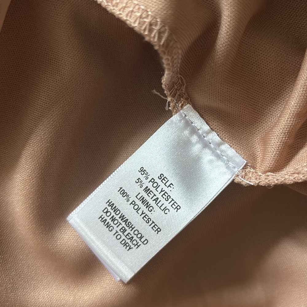 NWOT LuLu’s Metallic Rosegold Dress - Picture 12 of 16